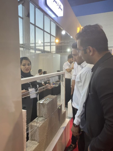 تشریح مراحل نصب و اجرای وادار، ناودانی منقطع و وال پست در نمایشگاه بین المللی مشهد