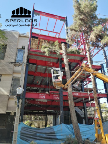 اجرای والپست در اسکلت ساختمان پروژه