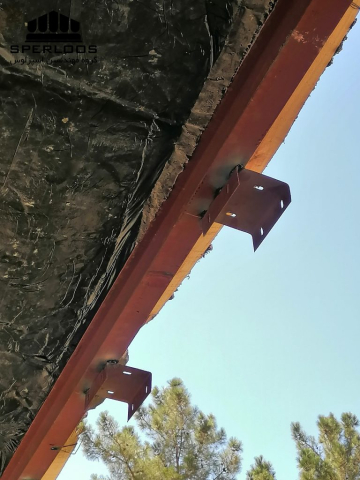 نصب نبشی منقطع برای تقویت ساختار ساختمان