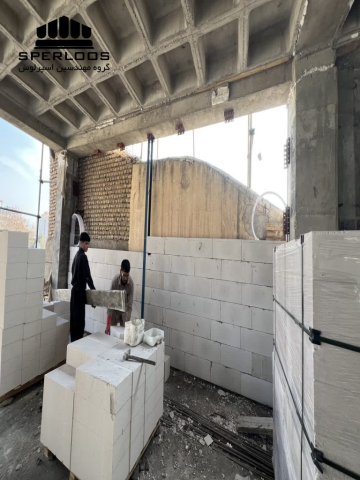 دیوارچینی حرفه‌ای با ملات استاندارد و شاقول کامل